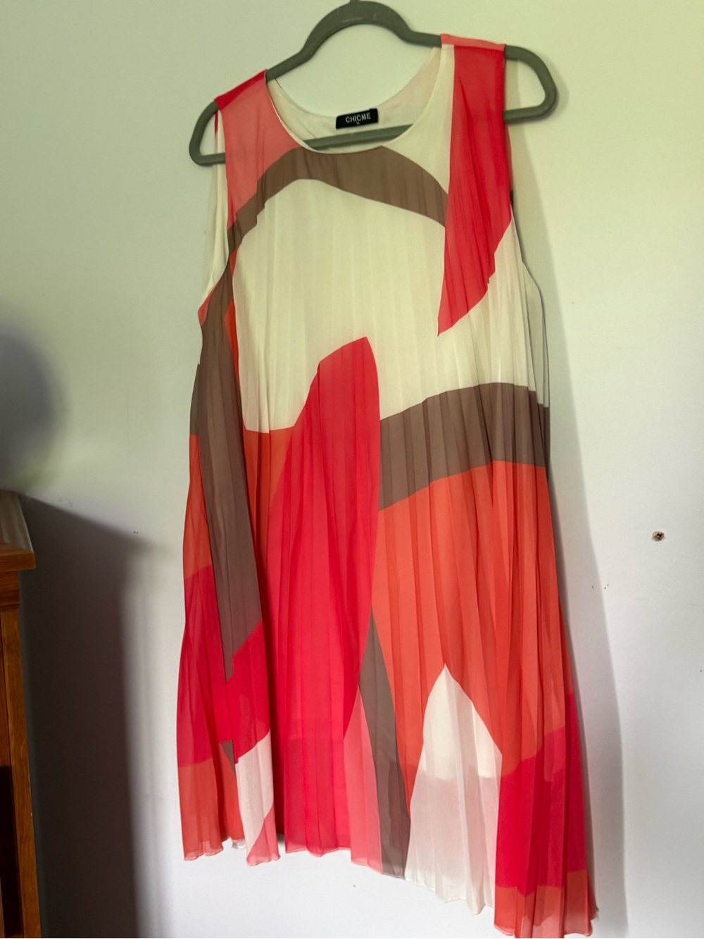SHEIN Red Coral & Brown Abstract Pleated Sleeveless Dress